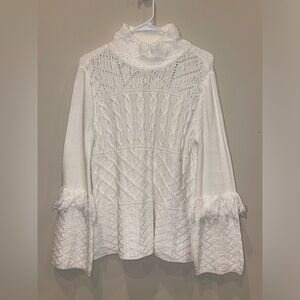 White House Black Market Cream Sweater, Size Small